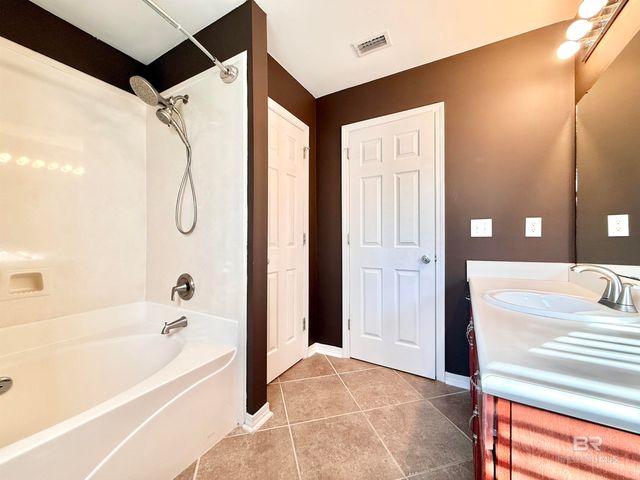 25732 Argonne Drive, Daphne, AL 36526