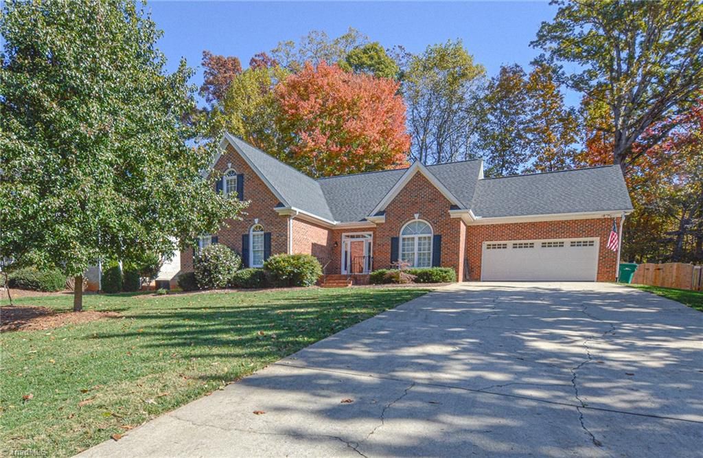 4845 Hearthstone Road, Clemmons, NC 27012