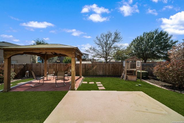 9226 Beech Grove, San Antonio, TX 78245