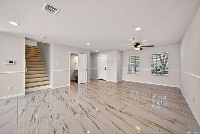 9226 Beech Grove, San Antonio, TX 78245