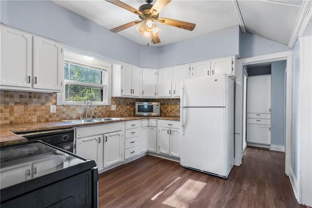 5504 Monrovia Street, Shawnee, KS 66216