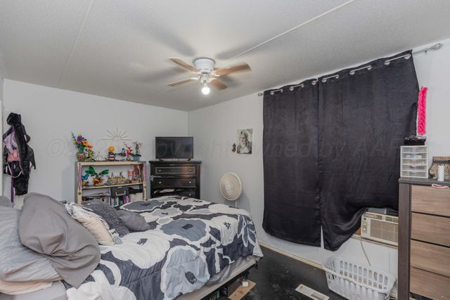 11566 County Rd E, Pampa, TX 79065