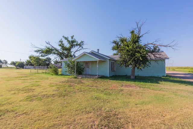 11566 County Rd E, Pampa, TX 79065