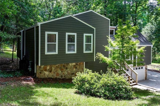 1750 Cedar Ridge Court SE, Smyrna, GA 30080