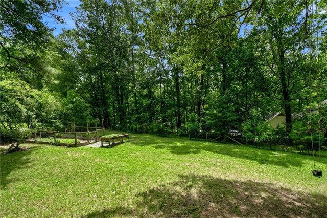 1750 Cedar Ridge Court SE, Smyrna, GA 30080