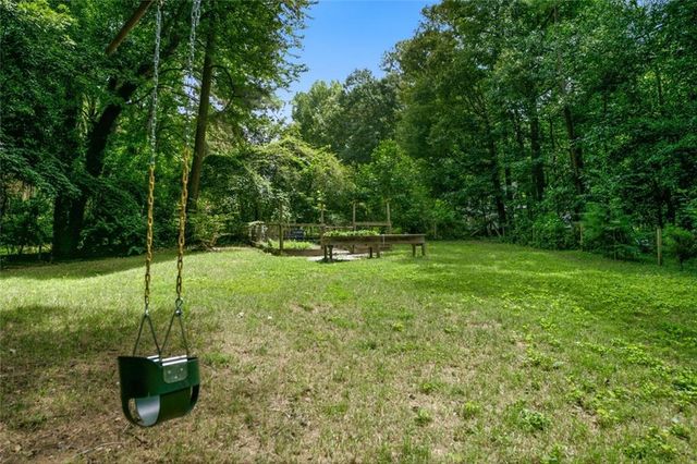 1750 Cedar Ridge Court SE, Smyrna, GA 30080