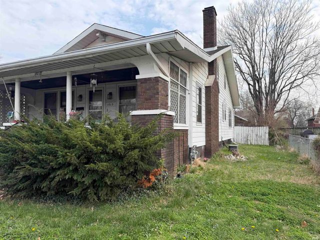 1013 E Chandler Avenue, Evansville, IN 47714