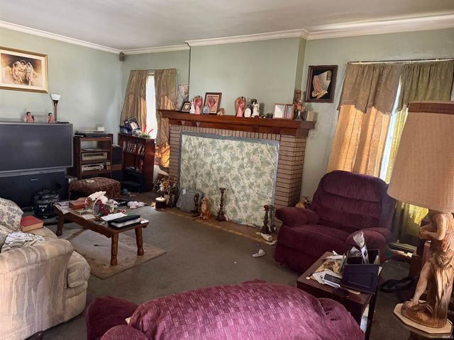 1013 E Chandler Avenue, Evansville, IN 47714