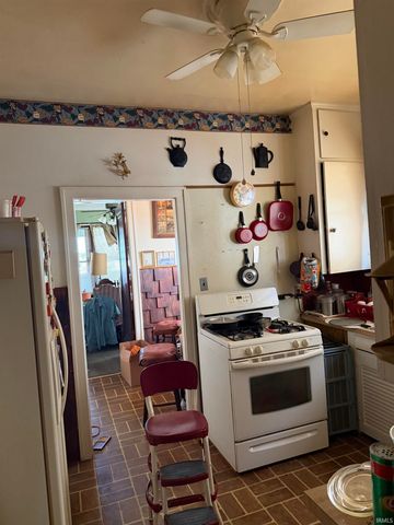 1013 E Chandler Avenue, Evansville, IN 47714