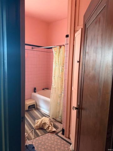 1013 E Chandler Avenue, Evansville, IN 47714