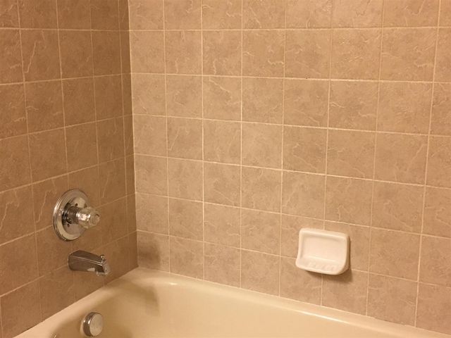 20209 Chesapeake Circle, Walled Lake, MI 48390