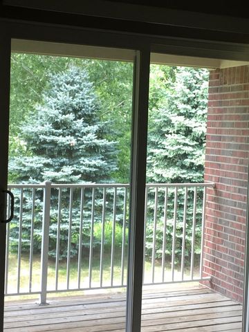 20209 Chesapeake Circle, Walled Lake, MI 48390