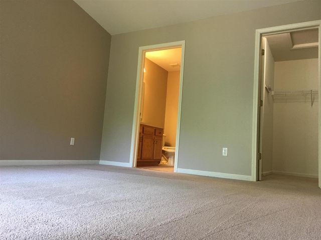 20209 Chesapeake Circle, Walled Lake, MI 48390