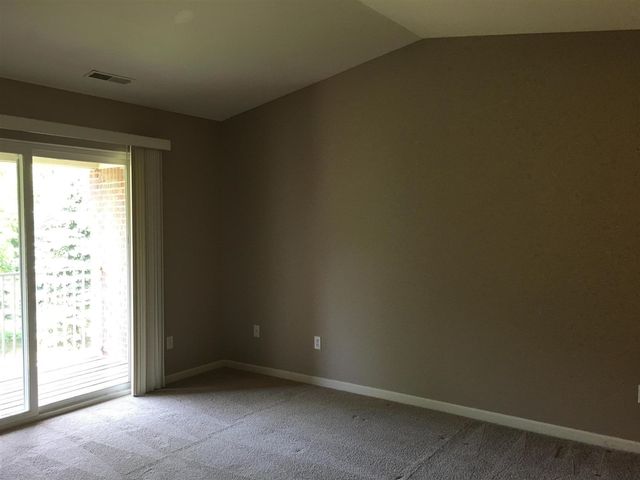 20209 Chesapeake Circle, Walled Lake, MI 48390