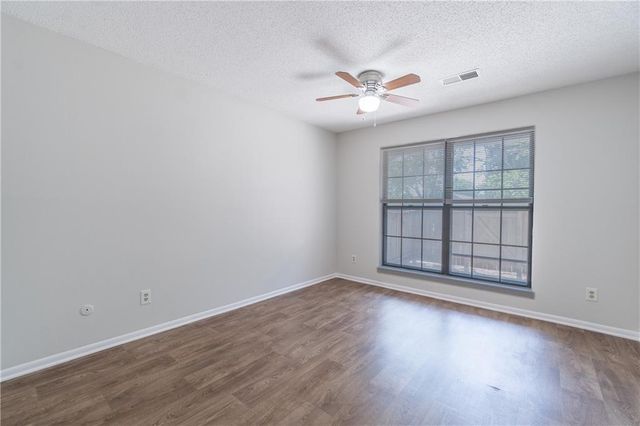 12711 W 110TH Terrace, Overland Park, KS 66210