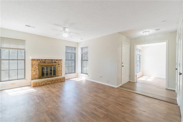 12711 W 110TH Terrace, Overland Park, KS 66210