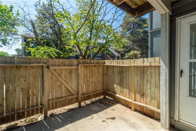 12711 W 110TH Terrace, Overland Park, KS 66210