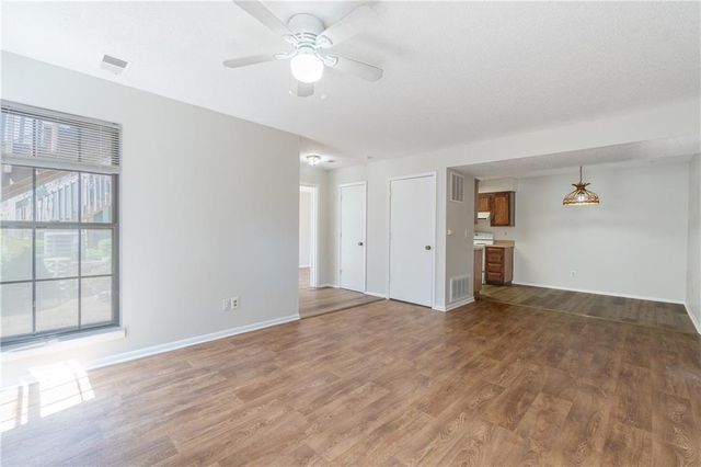 12711 W 110TH Terrace, Overland Park, KS 66210