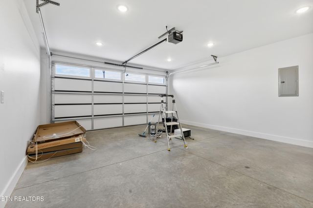 2336 Sydney Court, Morristown, TN 37814