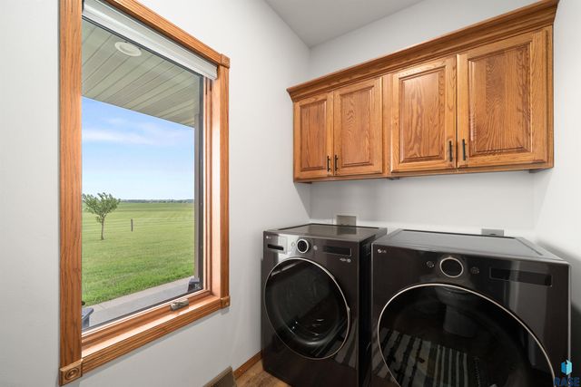 44946 173rd St Street, Watertown, SD 57201