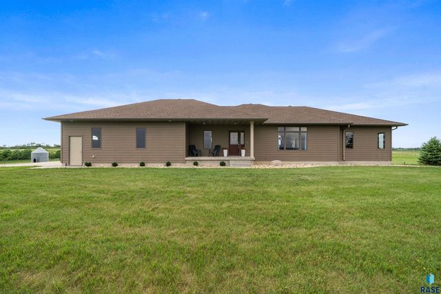 44946 173rd St Street, Watertown, SD 57201