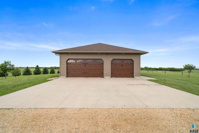 44946 173rd St Street, Watertown, SD 57201