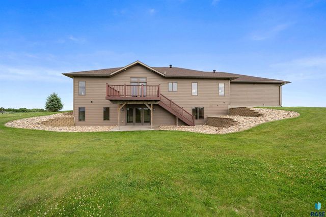 44946 173rd St Street, Watertown, SD 57201