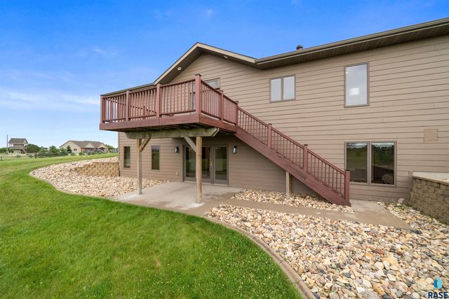 44946 173rd St Street, Watertown, SD 57201