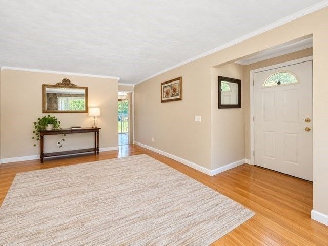 709 North Branch Pkwy, Springfield, MA 01119