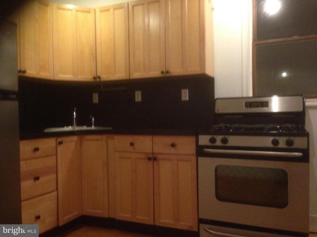 1315 S 15TH ST, Philadelphia, PA 19146
