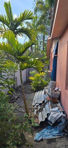 15271 SW 303rd St, Homestead, FL 33033