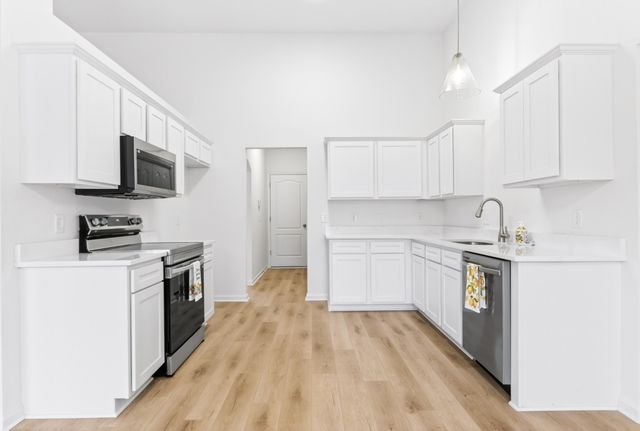 403 Foster Dr, White House, TN 37188