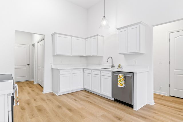 403 Foster Dr, White House, TN 37188