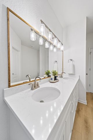 403 Foster Dr, White House, TN 37188