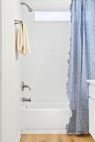 403 Foster Dr, White House, TN 37188