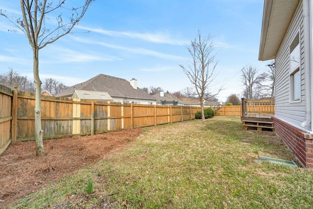 403 Foster Dr, White House, TN 37188