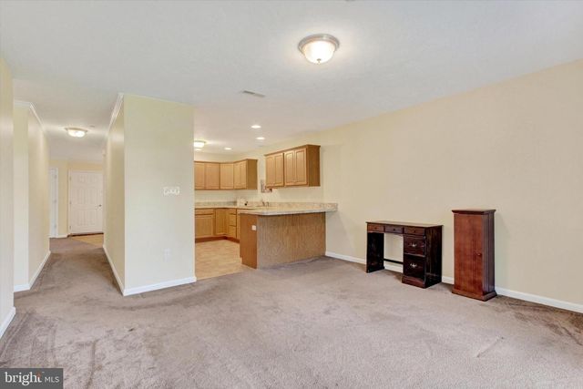 1267 VILLAGE DR, Spring Grove, PA 17362
