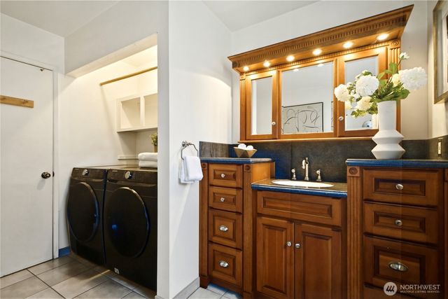 14335 109th Avenue NE, Kirkland, WA 98034