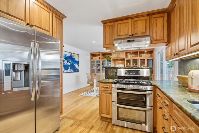 14335 109th Avenue NE, Kirkland, WA 98034