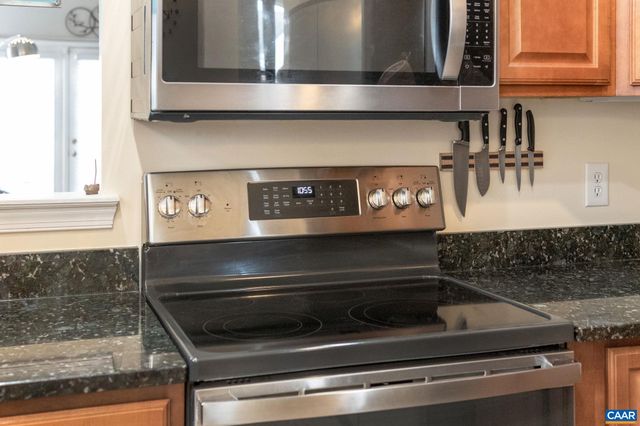 1313 GATE POST LN, Charlottesville, VA 22901