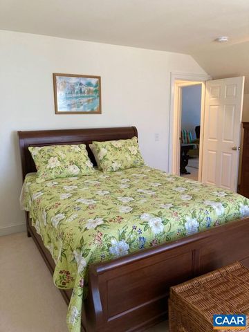 1313 GATE POST LN, Charlottesville, VA 22901