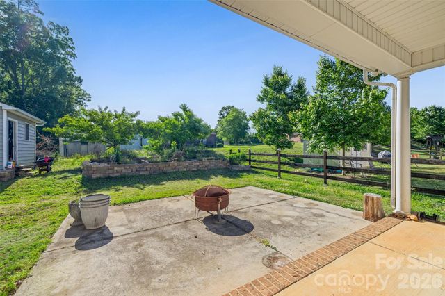 578 Daventry Court, Clover, SC 29710