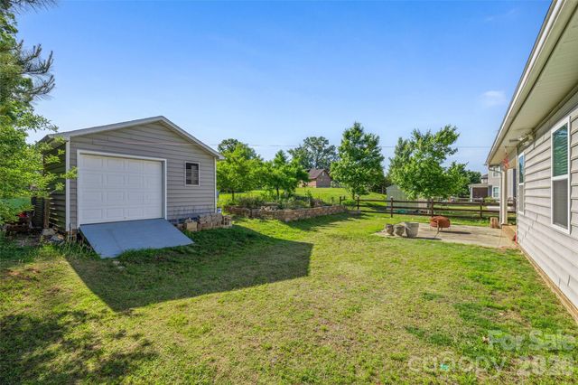 578 Daventry Court, Clover, SC 29710
