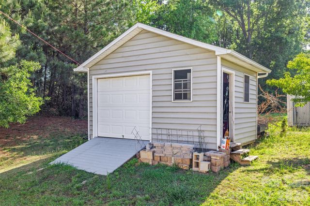 578 Daventry Court, Clover, SC 29710