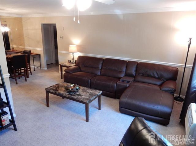 1022 Cricket Lane, Woodbridge Proper, NJ 07095