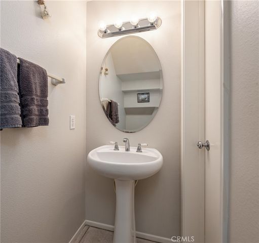 7 Medici Ais, Irvine, CA 92606