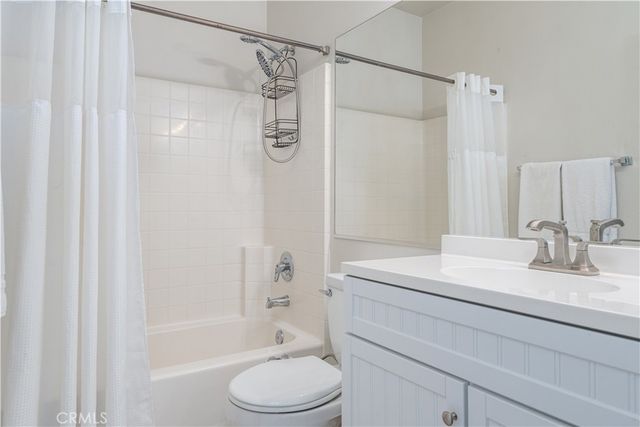 7 Medici Ais, Irvine, CA 92606