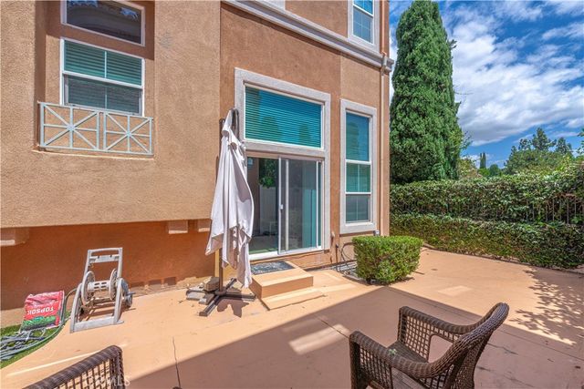 7 Medici Ais, Irvine, CA 92606