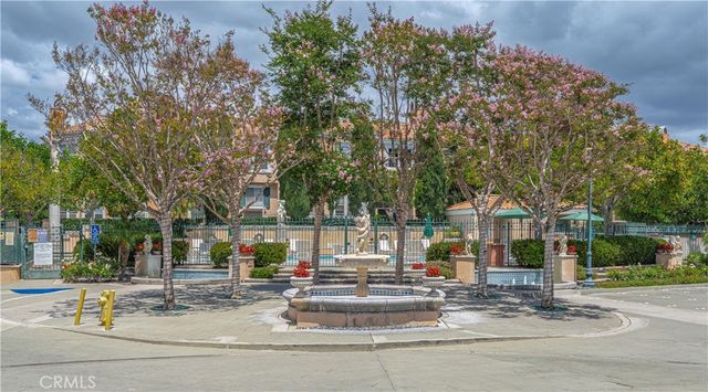 7 Medici Ais, Irvine, CA 92606