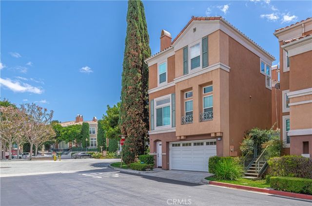7 Medici Ais, Irvine, CA 92606